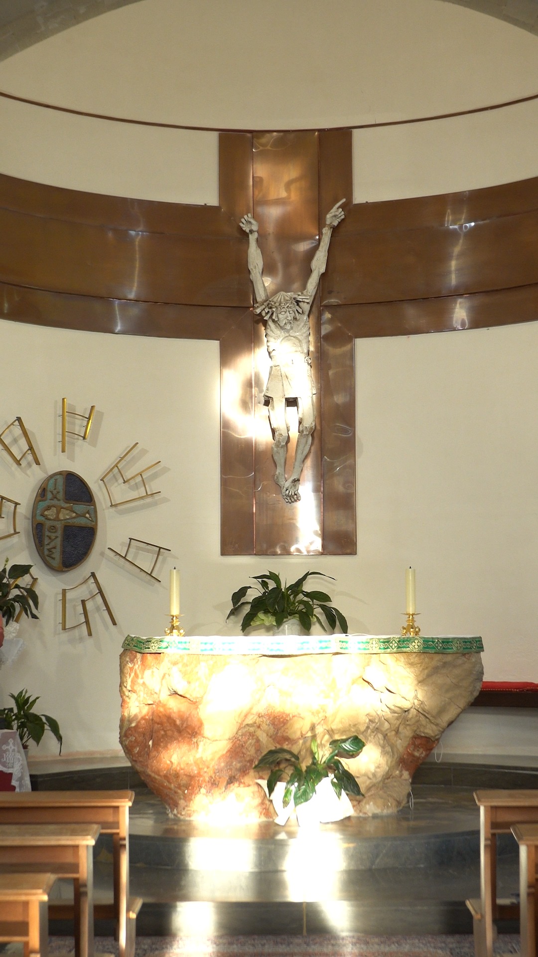 Realizzazione crocifisso ✨
‣ Abbiamo realizzato per la chiesa di Salinagrande