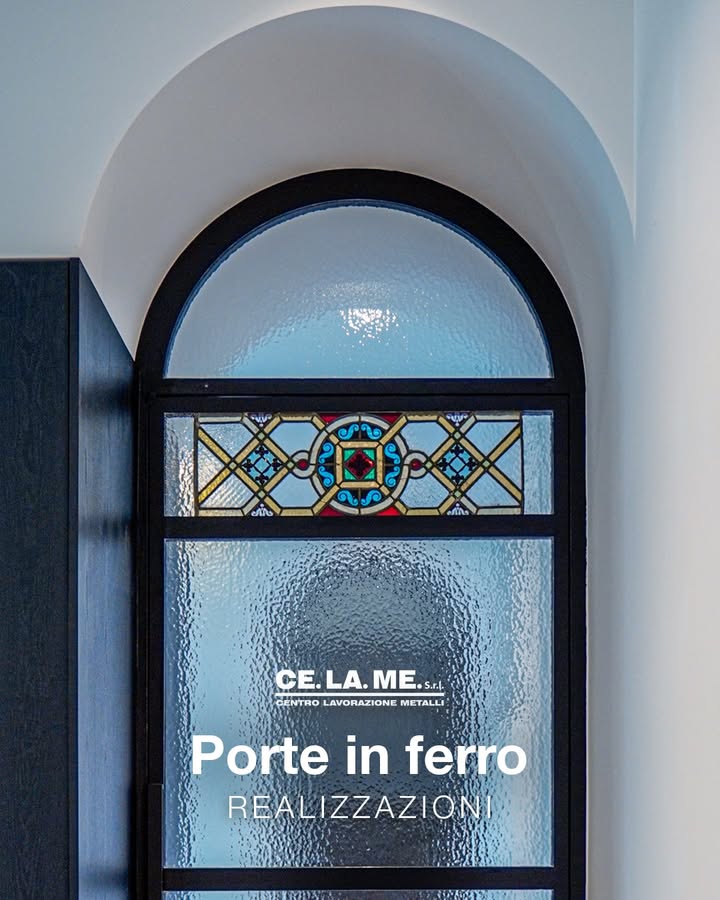 Non tutte le porte separano gli spazi, 𝐚𝐥𝐜𝐮𝐧𝐞 𝐥𝐢 𝐯𝐚𝐥𝐨𝐫𝐢𝐳𝐳𝐚𝐧𝐨
Su
